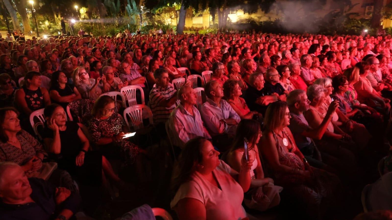 El público en el Encuentro Paco de Lucía.