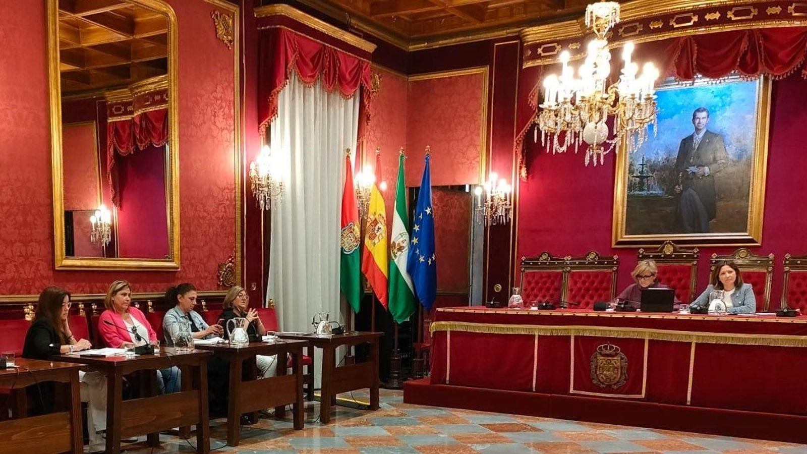 Reunión de la comisión de Protección Ciudadana y Movilidad presidida por la edil del ramo, Ana Agudo