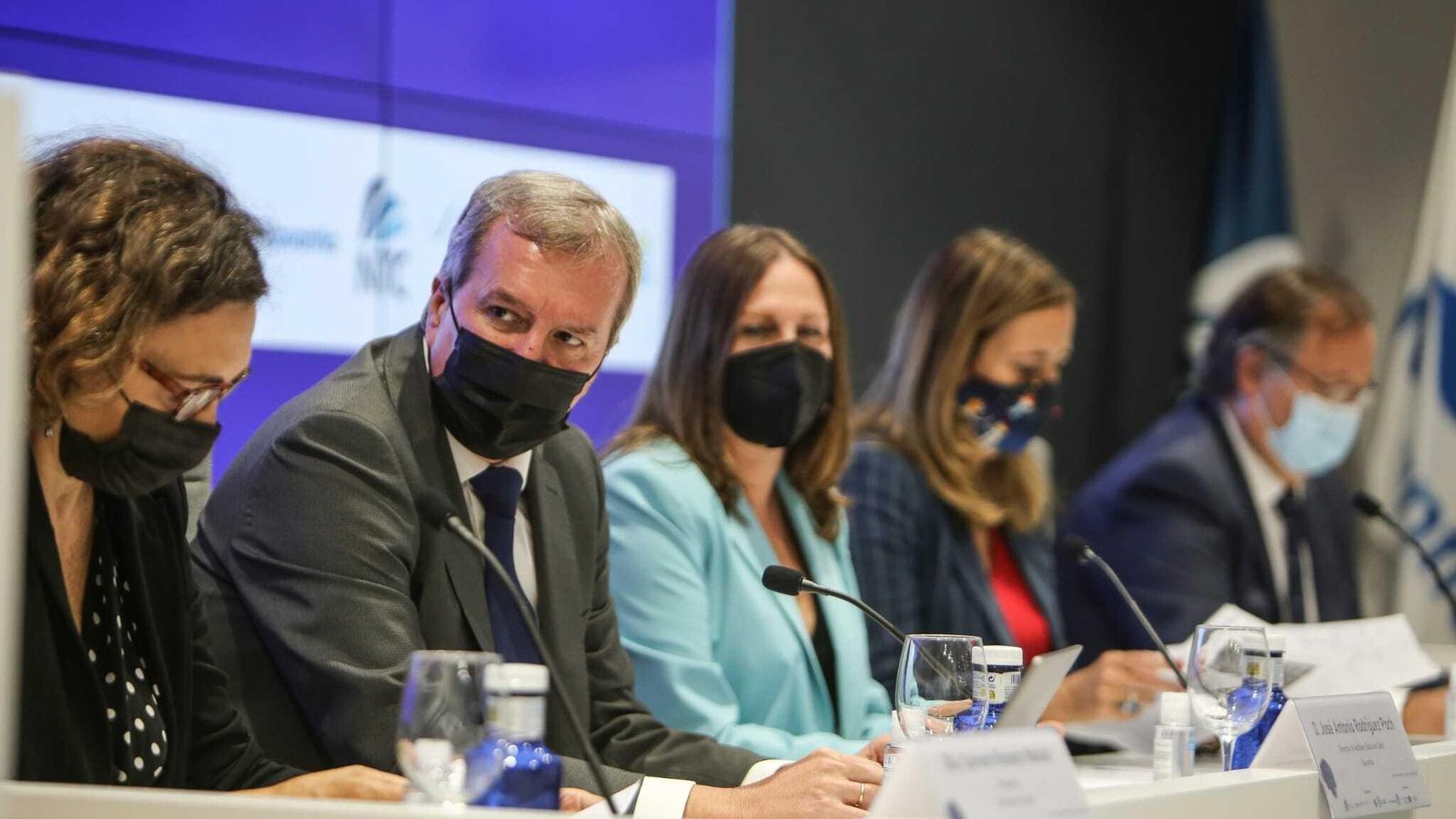 Carmen Romero Matute, José Antonio Rodríguez Poch, Regla Moreno, María Jesús Mosquera y Juan Manuel García de Lomas.