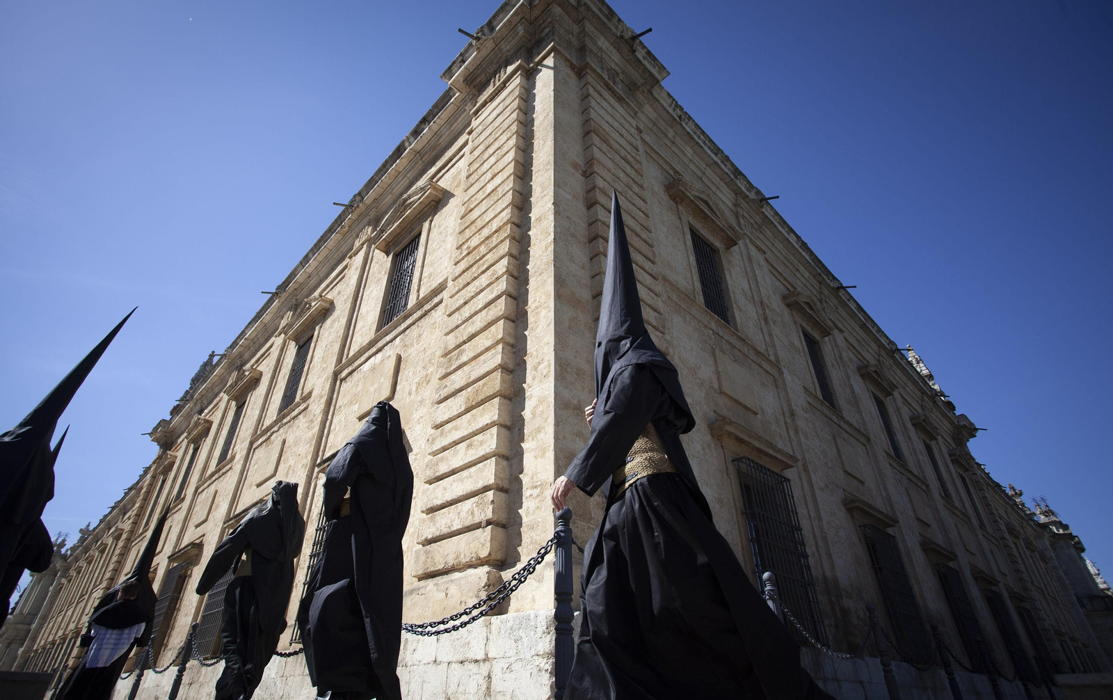 Las imágenes de la Hermandad de Los Estudiantes