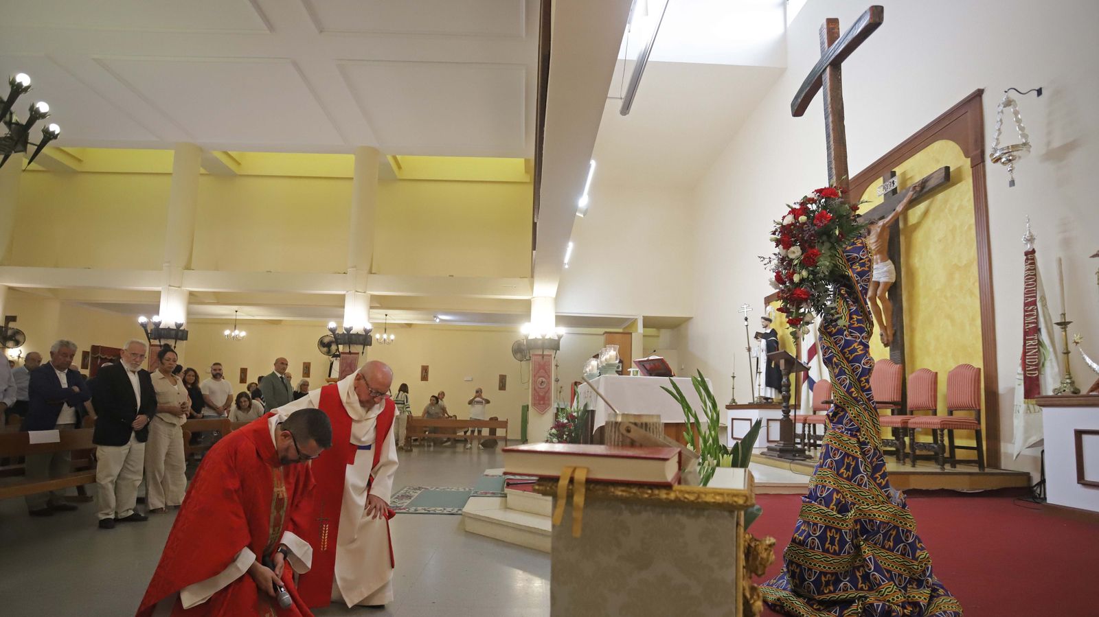 Fotos de la bendición de la nueva Cruz de Lampedusa en Algeciras