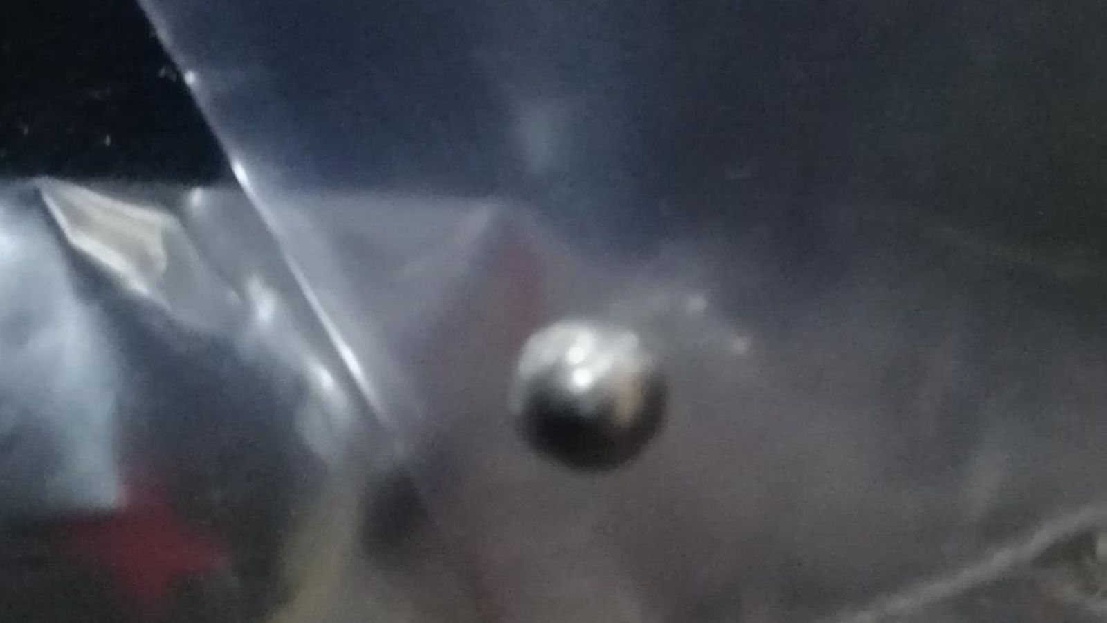 Balín disparado a un trabajador del servicio de la basura en El Puche.