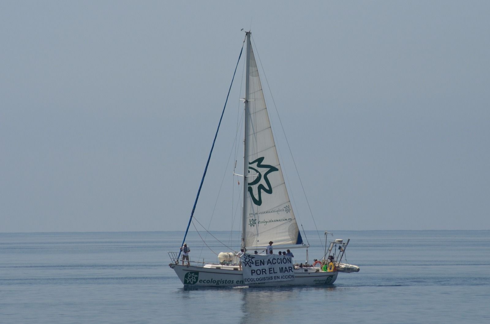 Ecologistas en Acción pone rumbo a la Costa de Granada para reivindicar la protección ambiental y visibilizar sus amenazas