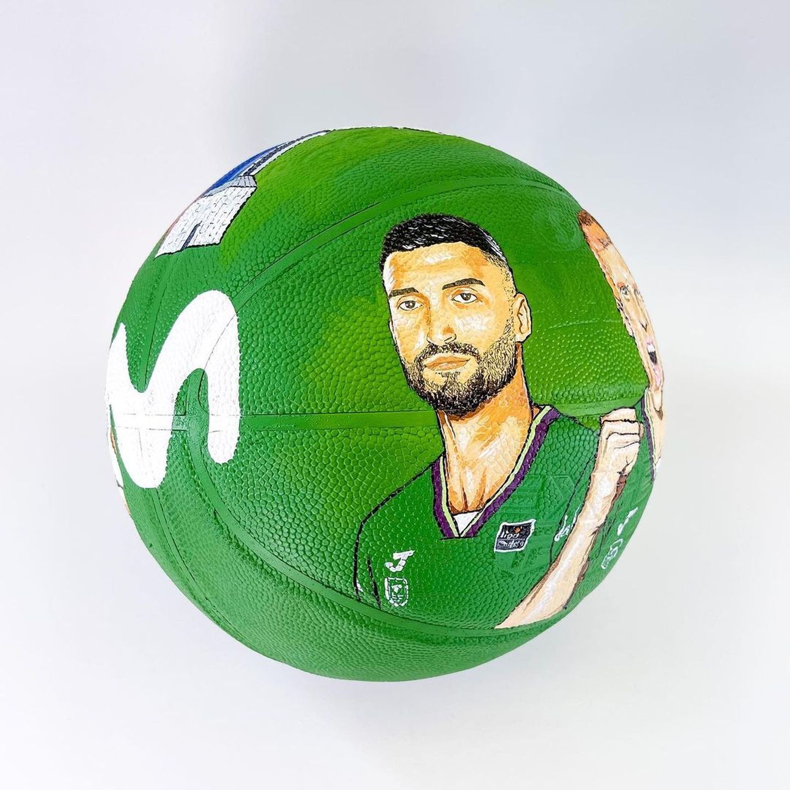 Un balón espectacular: las caras de Alberto, Jaime, Barreiro y Brizuela con el Carpena