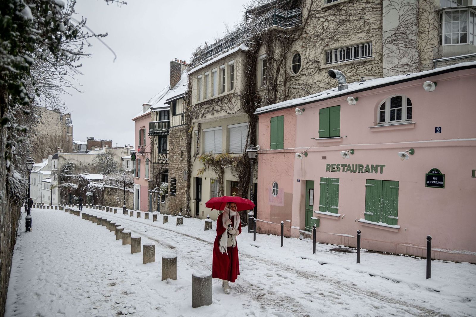 Las fotos del temporal de nieve en París