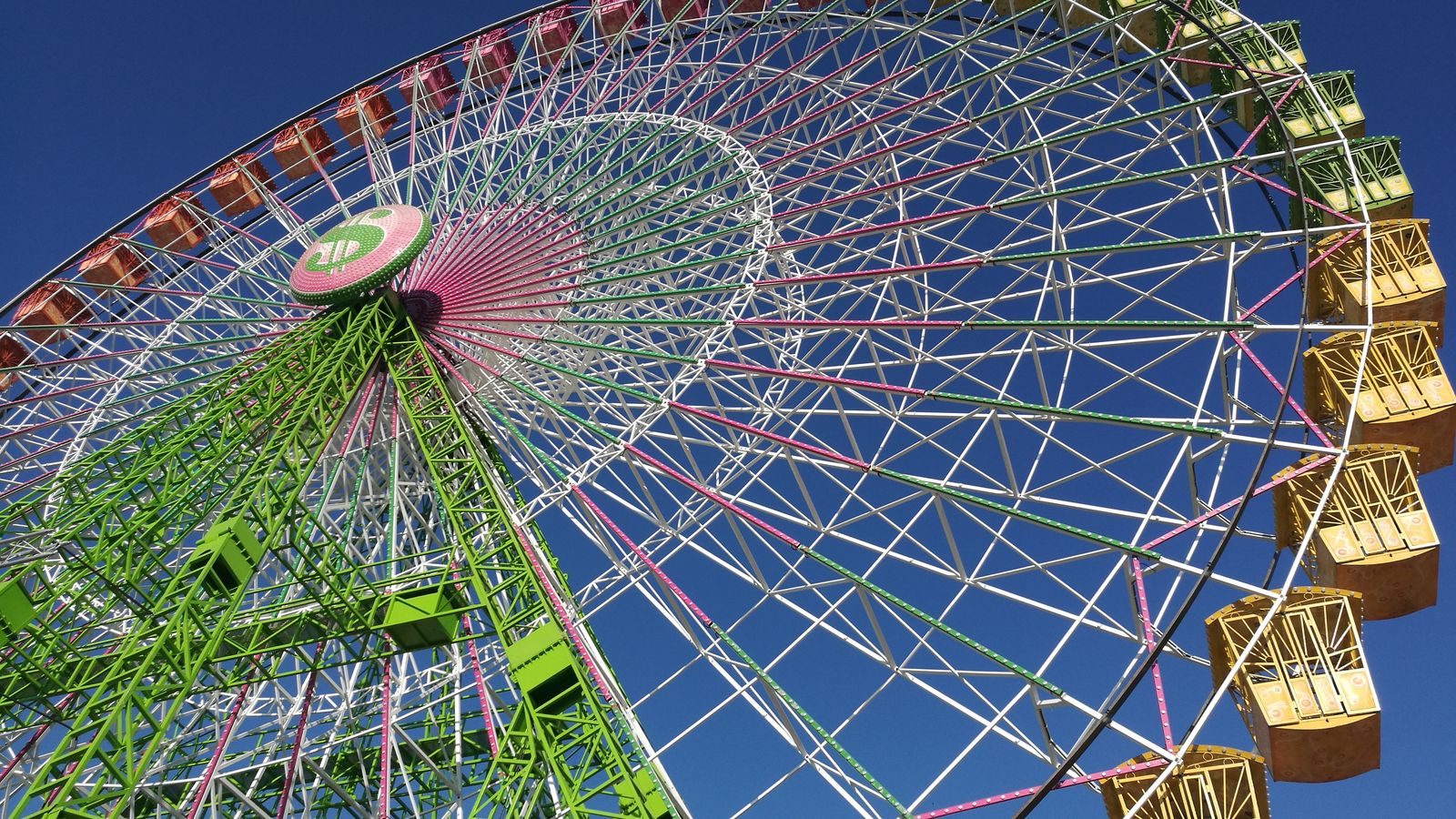 Las atracciones de Feria arrancarán el jueves previo al Alumbrado