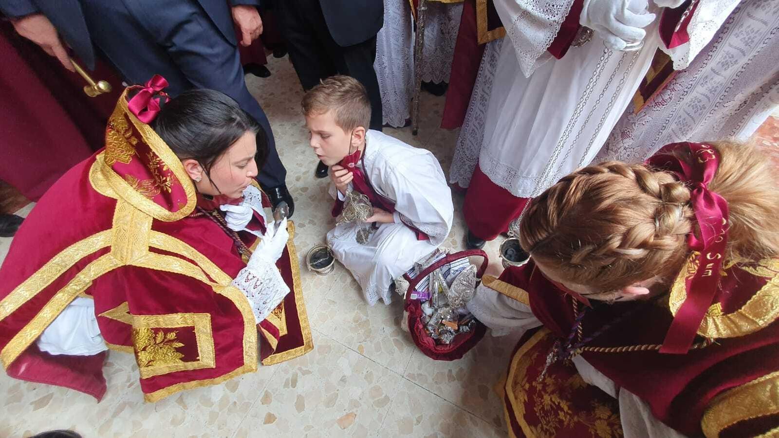 Rescate en la procesión Magna de Málaga Rescate en la procesión Magna de Málaga