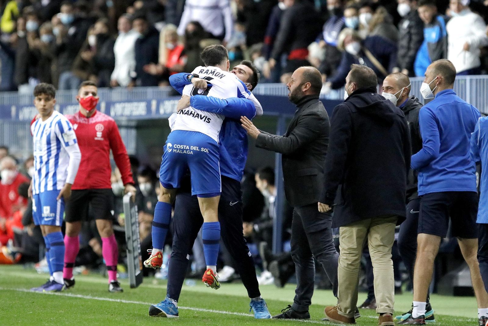José Alberto, durante la celebración del gol de Ramón.