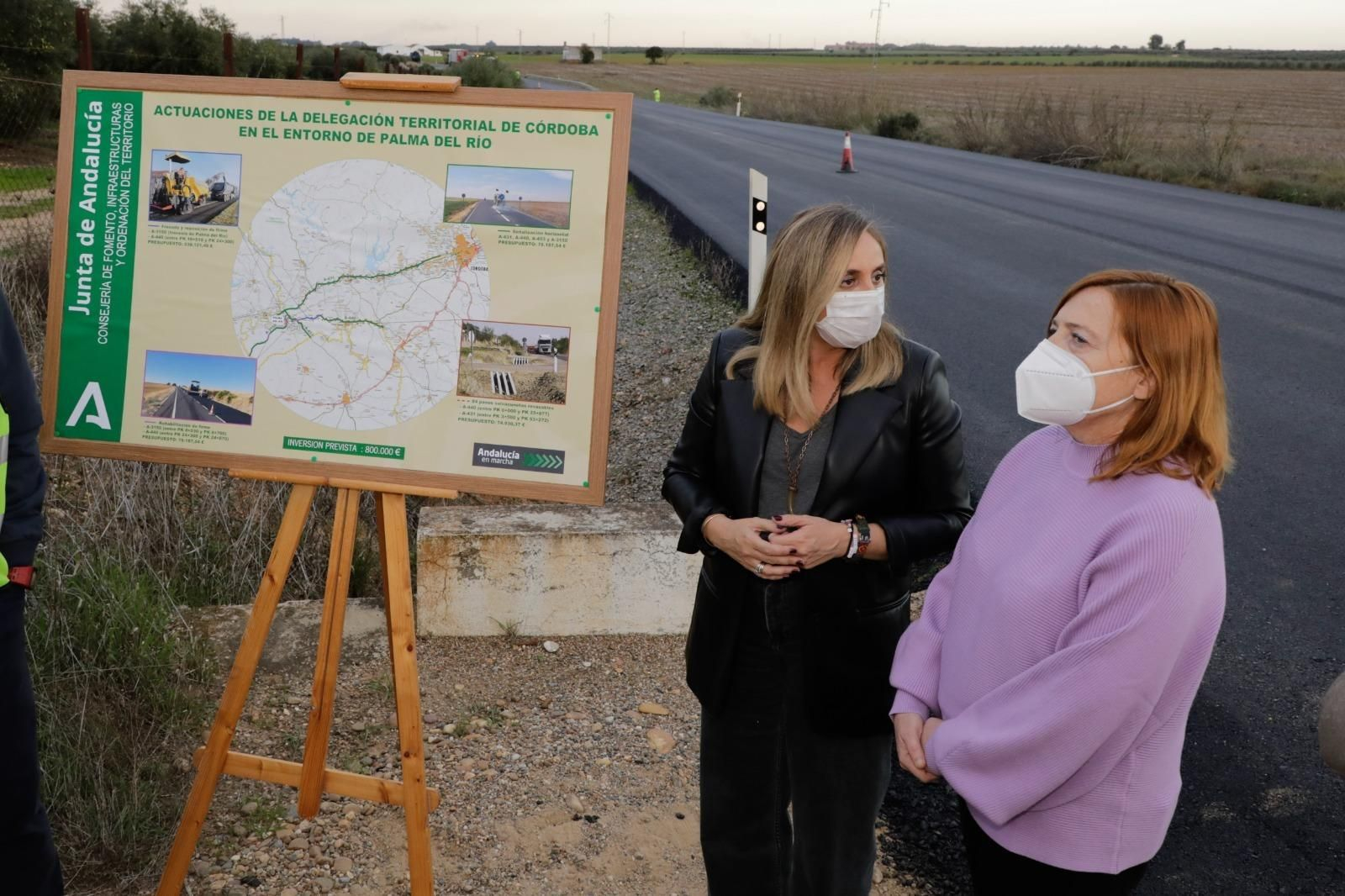 Marifrán Carazo y Esperanza Caro de la Barrera.