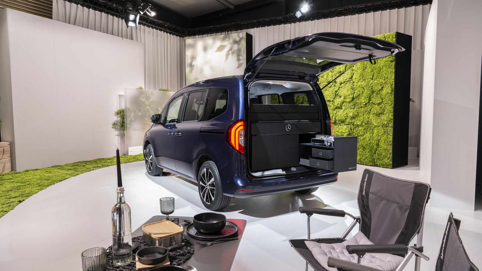 El módulo Marco Polo actúa como si se tratase de una cajonera con los distintos elementos instalada en el maletero.