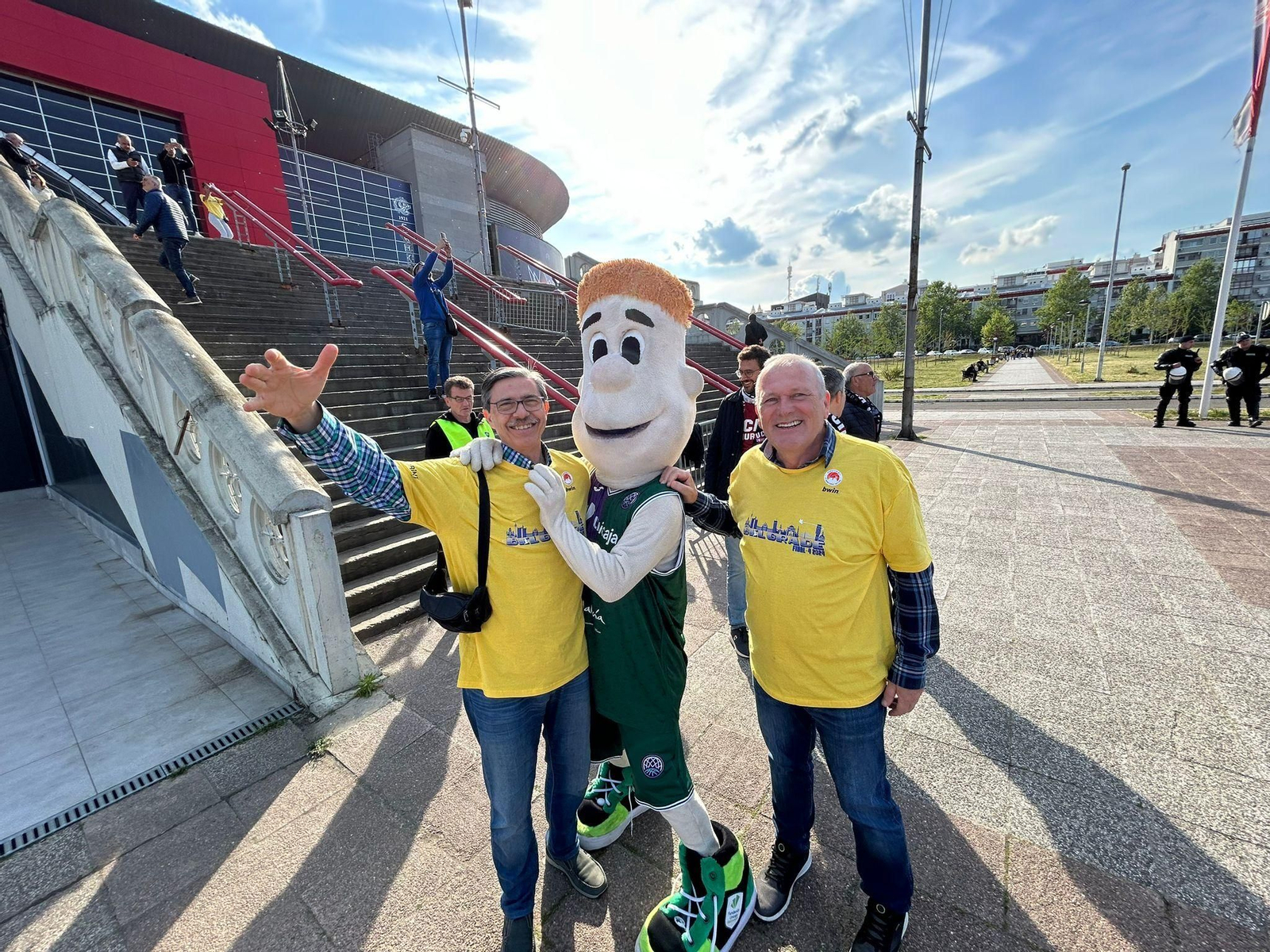 Chicui hace amigos en la Final Four