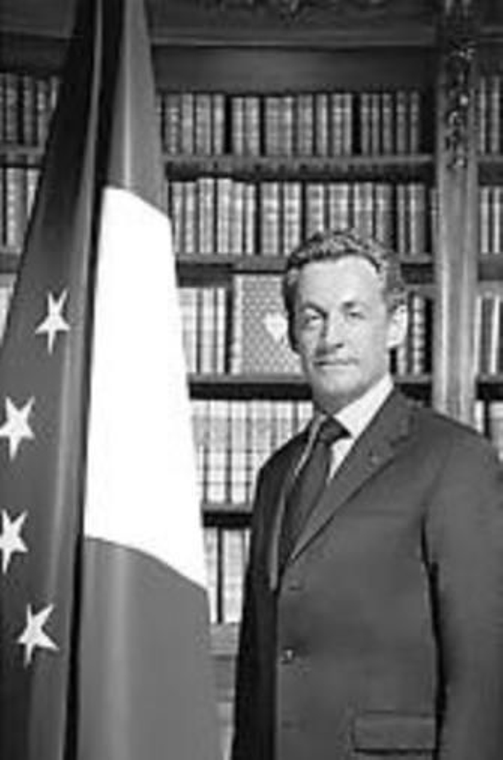 Una cantante compone un tema con el 'sms' de Sarkozy