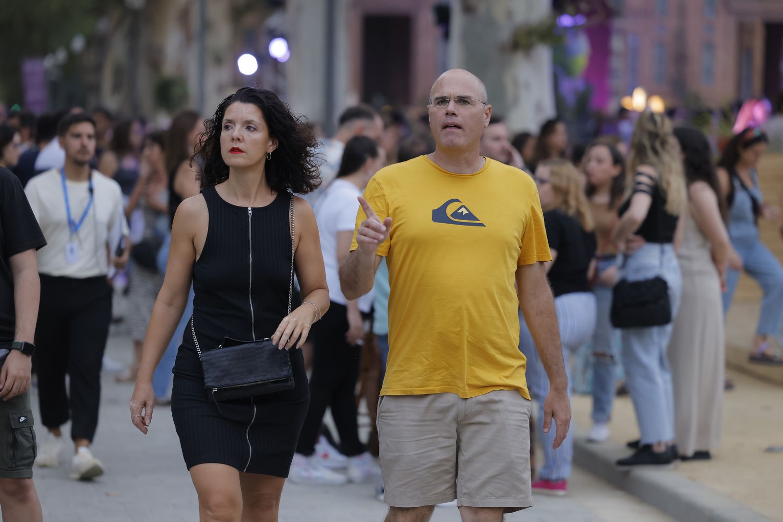 Búscate en las fotos del concierto de Bizarrap