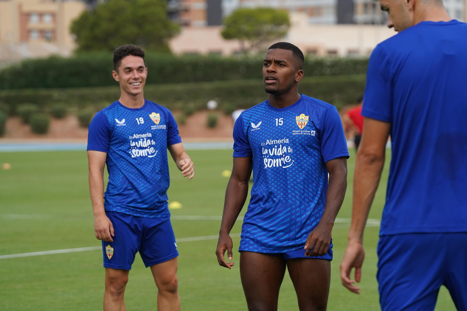 Akieme junto a Arribas en una sesión en el anexo