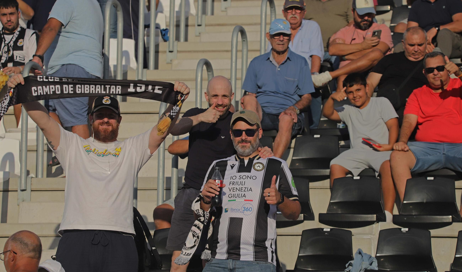 Búscate en el Ciudad de La Línea durante el Balona - Castilleja de Tercera Federación