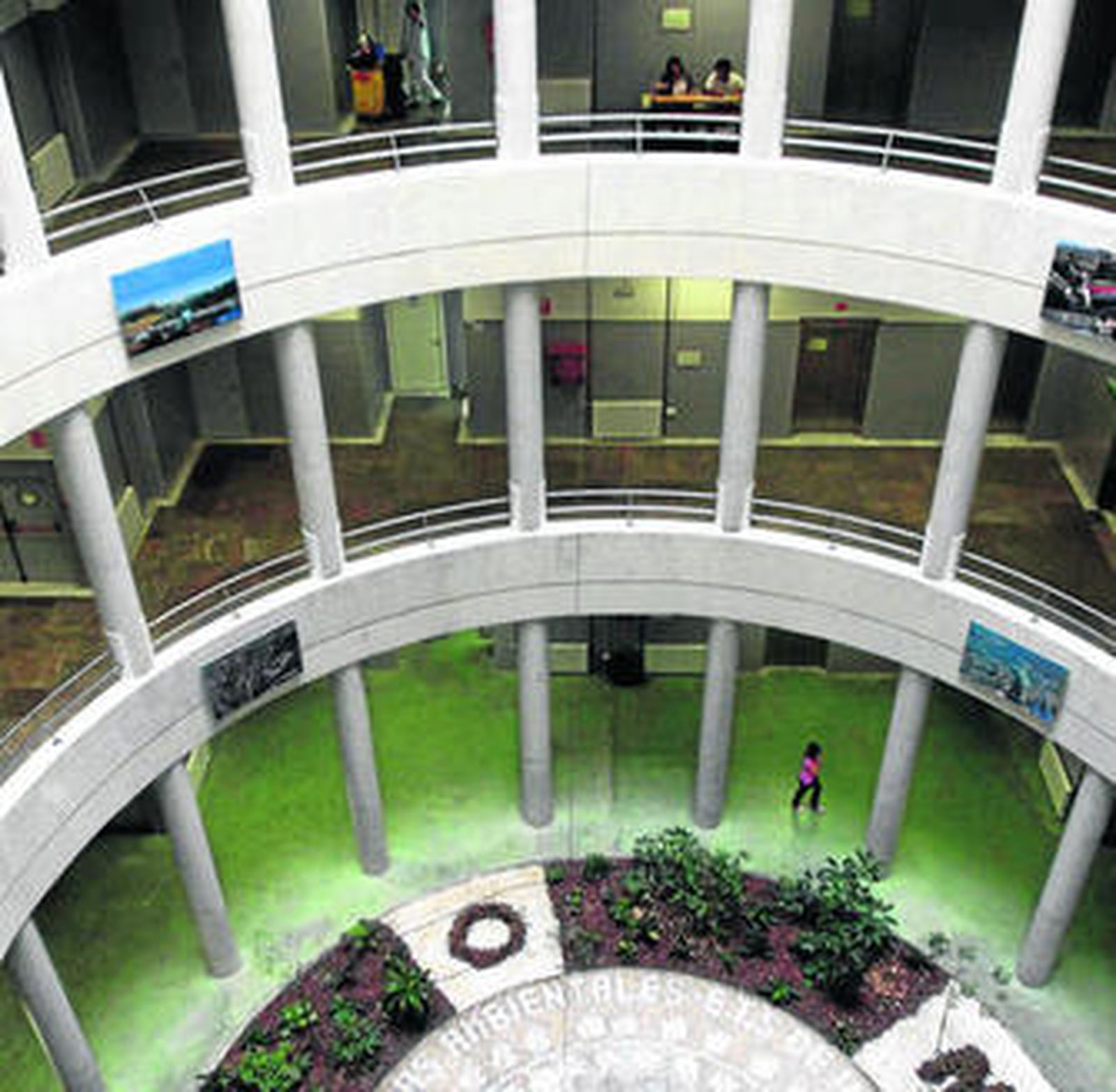 Facultad de Ingeniería de Caminos de la Universidad de Granada.