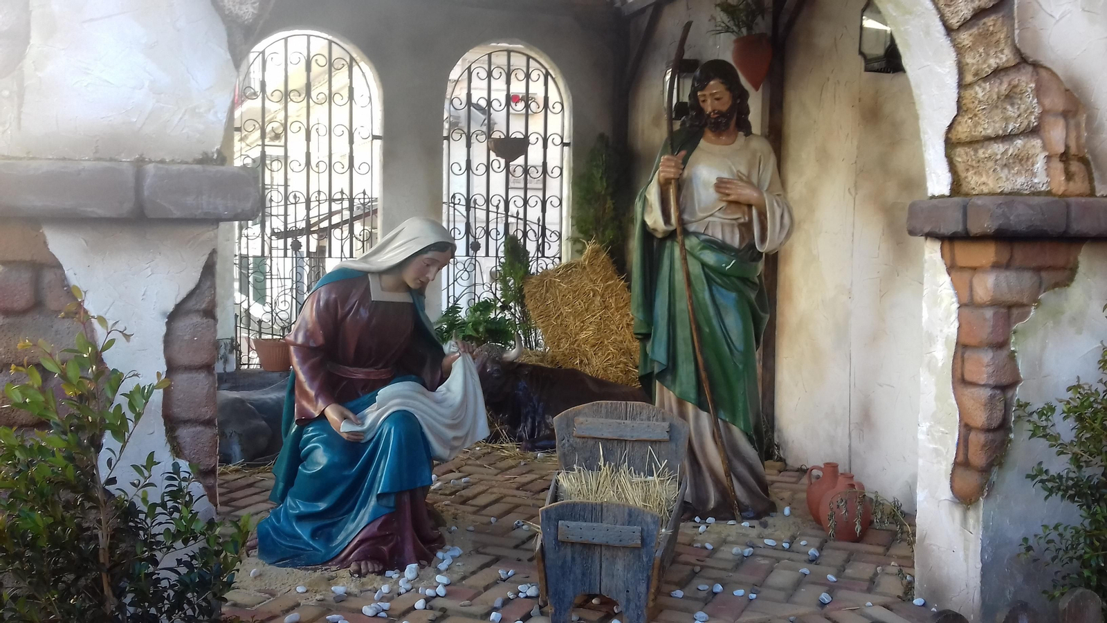 El Belén del Ayuntamiento, sin el Niño Jesús