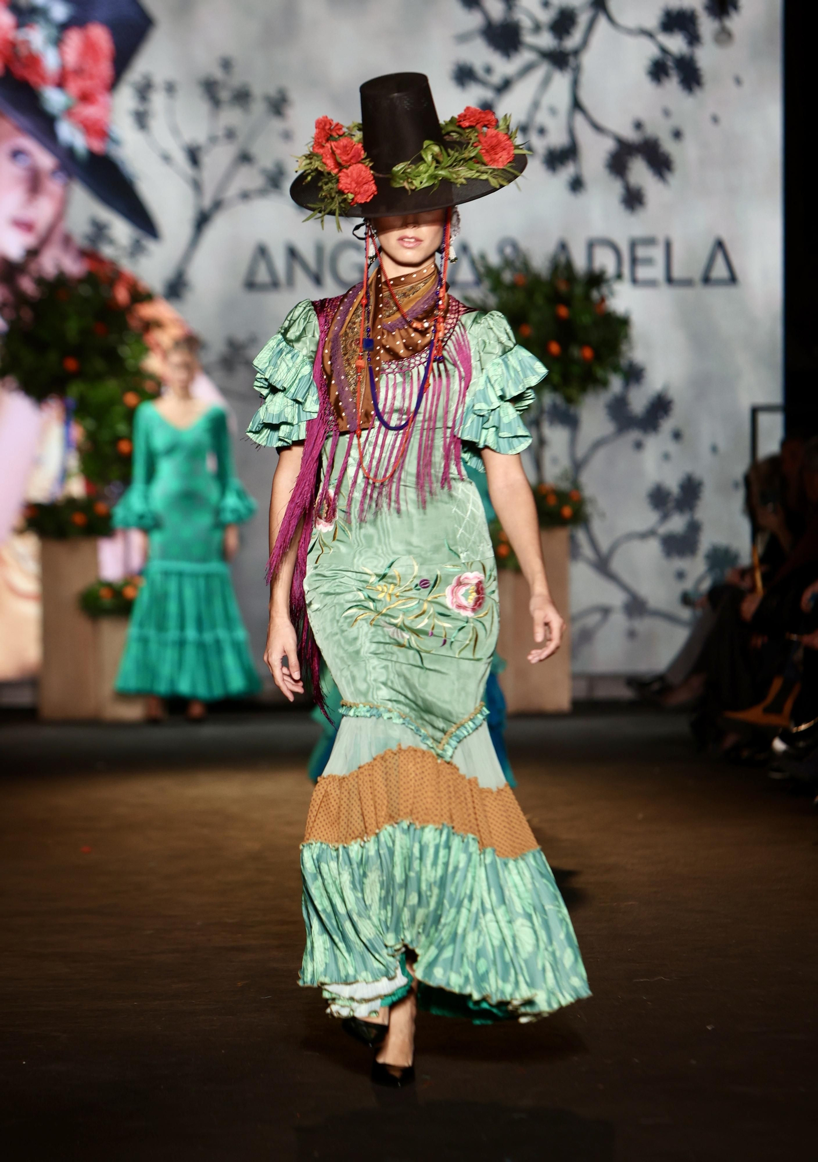 Desfile de Angela y Adela de We Love Flamenco 2024, todas las fotos