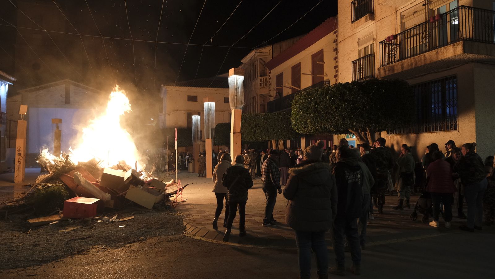 Imágenes de la procesión y carretillas de Cantoria