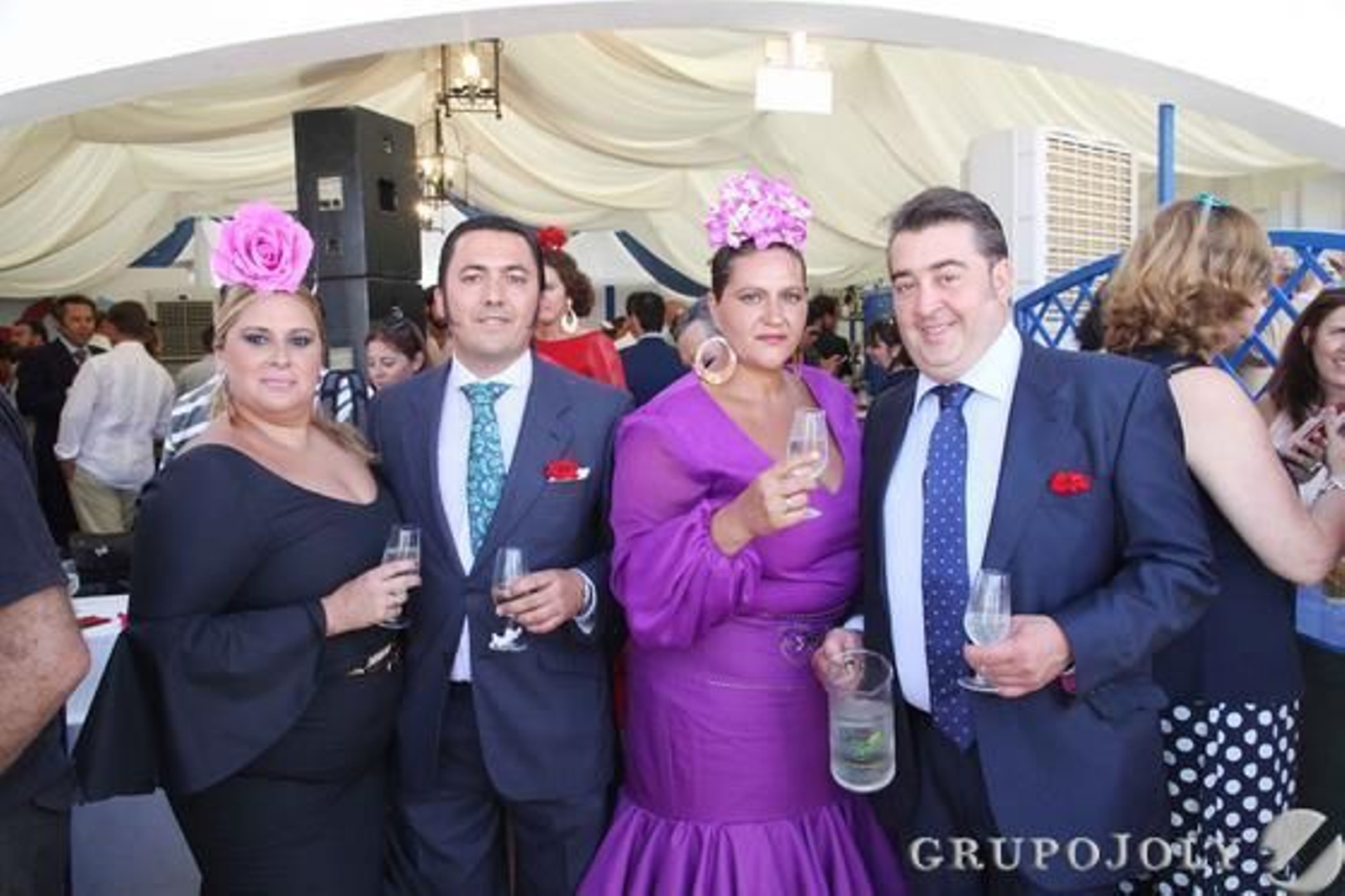 Carmen Peña (Inmobiliaria Ventalcasa), Diego Romero (Doble 6), Fernando y Carmen Rojas (Bar Manzanilla)

Foto: Vanesa Lobo