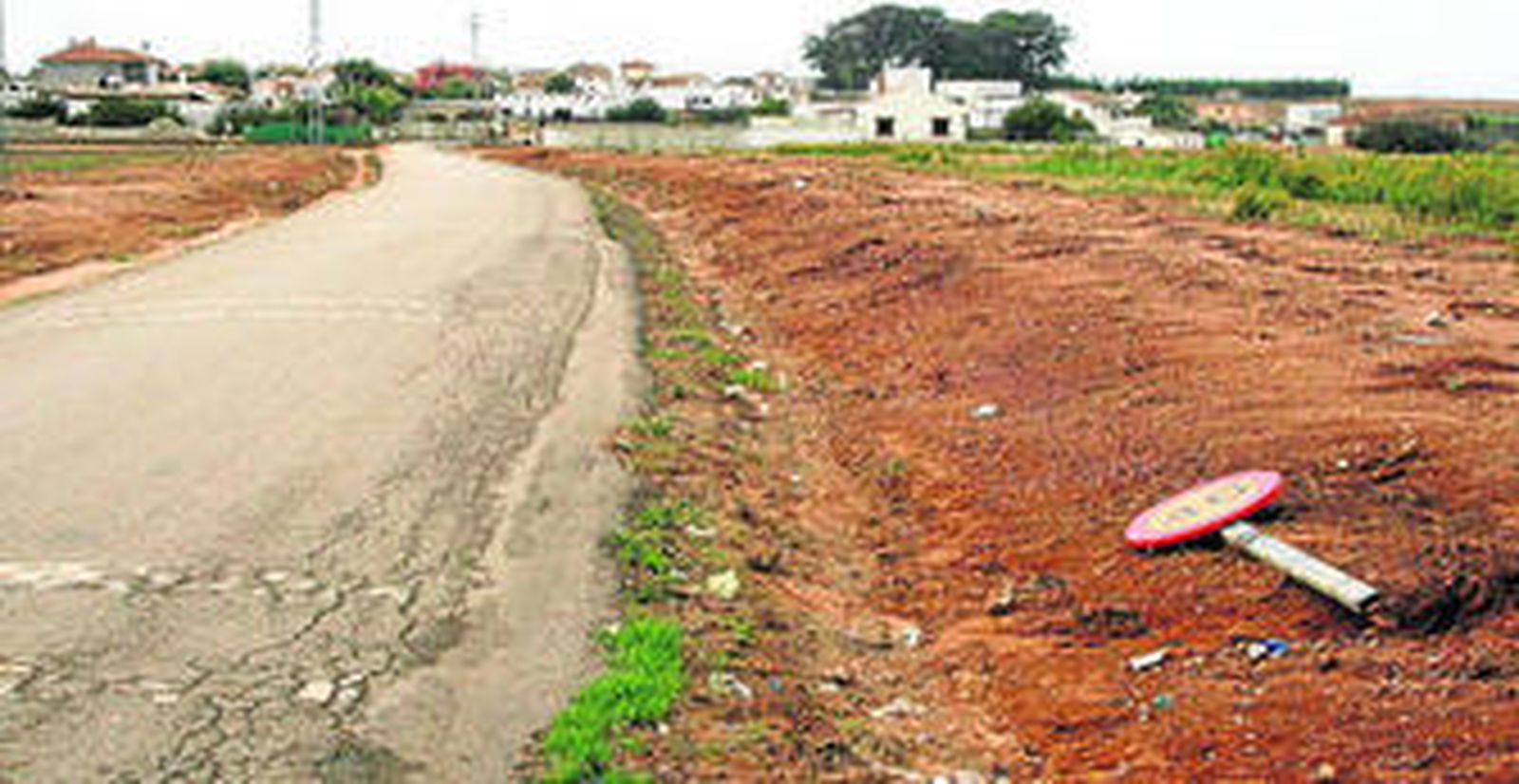 Aspecto que presentaba un tramo del camino rural, en una imagen de archivo.