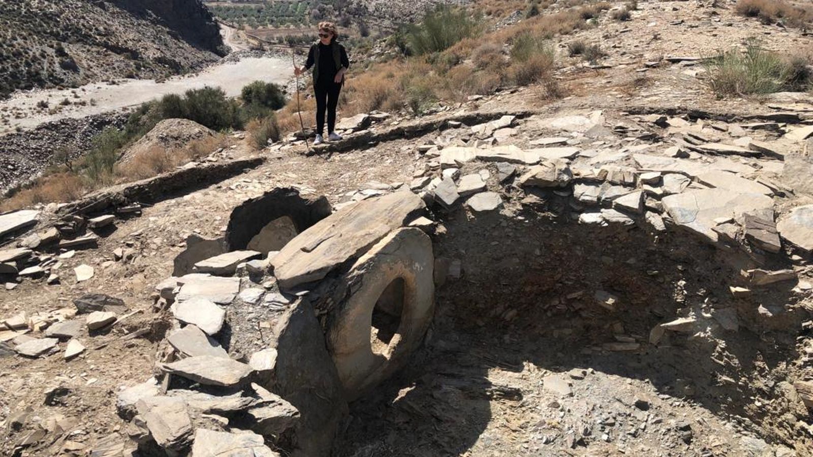 Una de las sepulturas excavadas recientemente en Los Milanes (Abla).