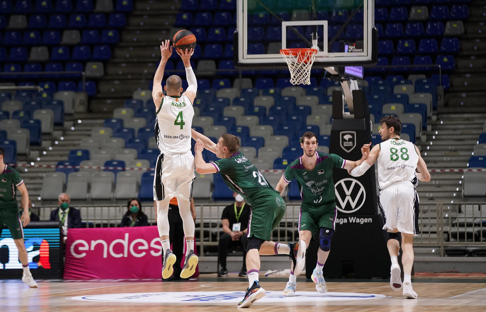 El Unicaja-Joventut, en fotos