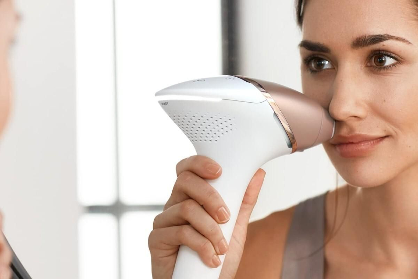 Llévate esta depiladora de luz pulsada de Philips con un descuentazo del 30% en Amazon