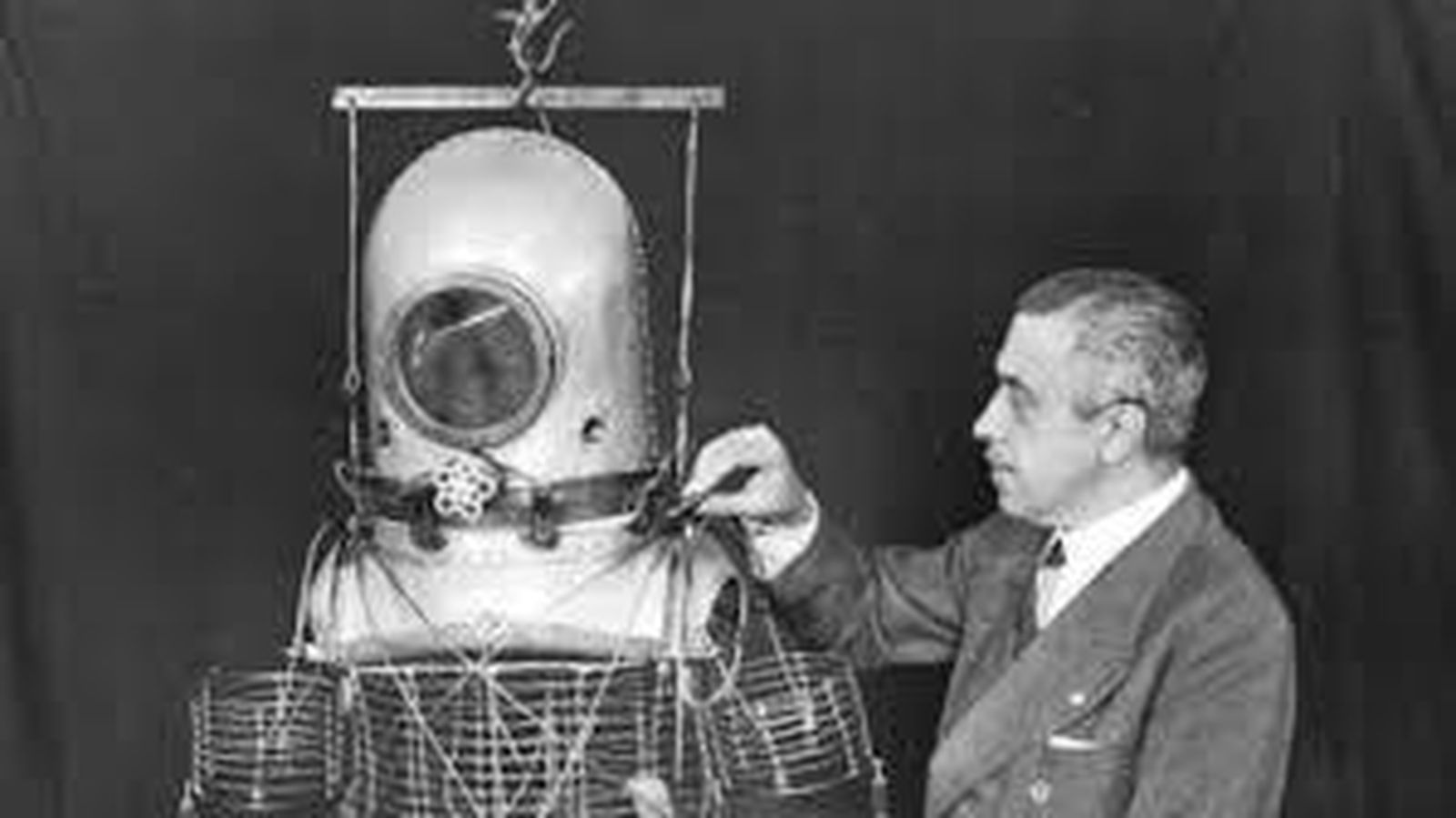 Emilio Herrera precursor español del traje espacial.