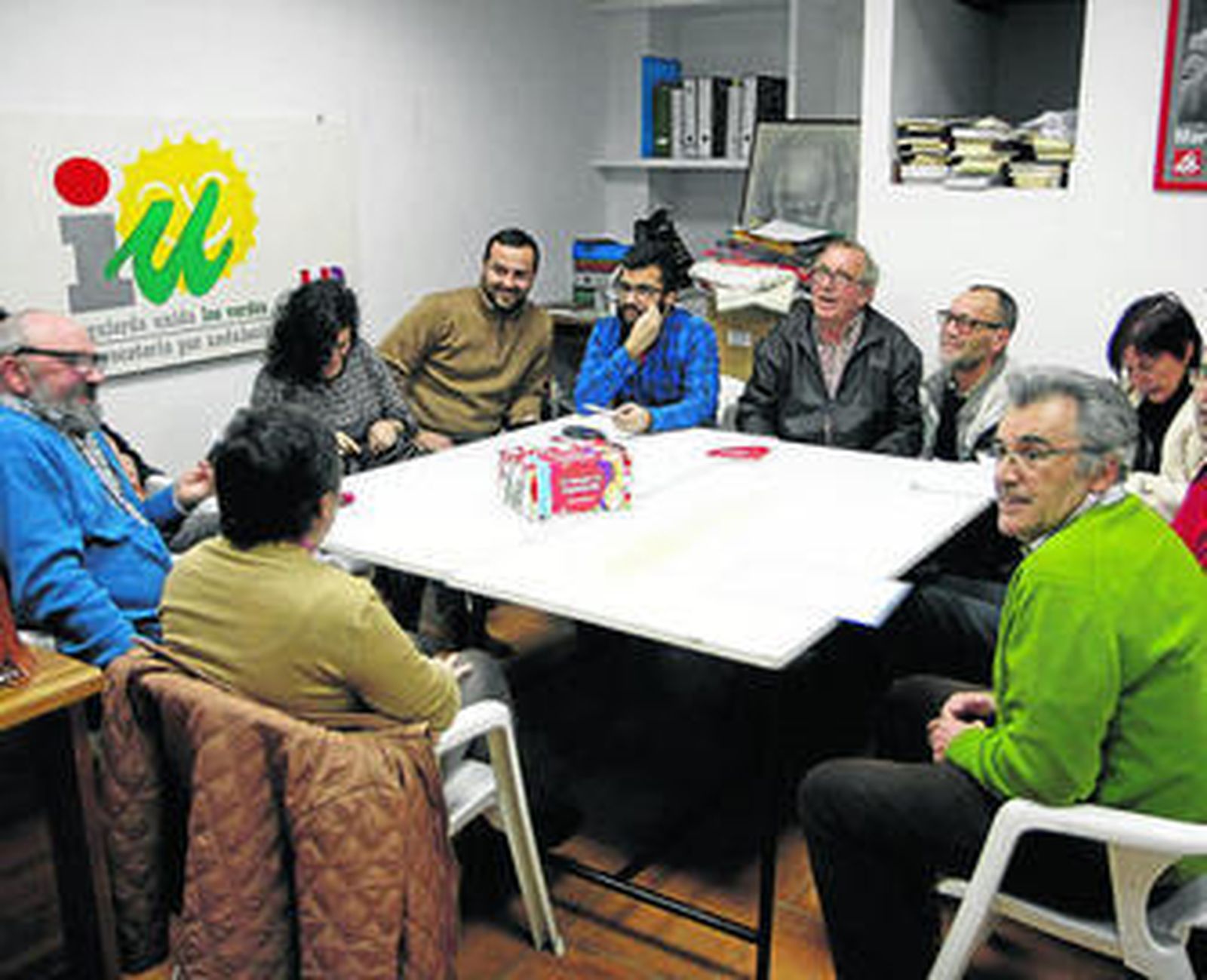 La reunión de los miembros de Izquierda Unida celebrada ayer.
