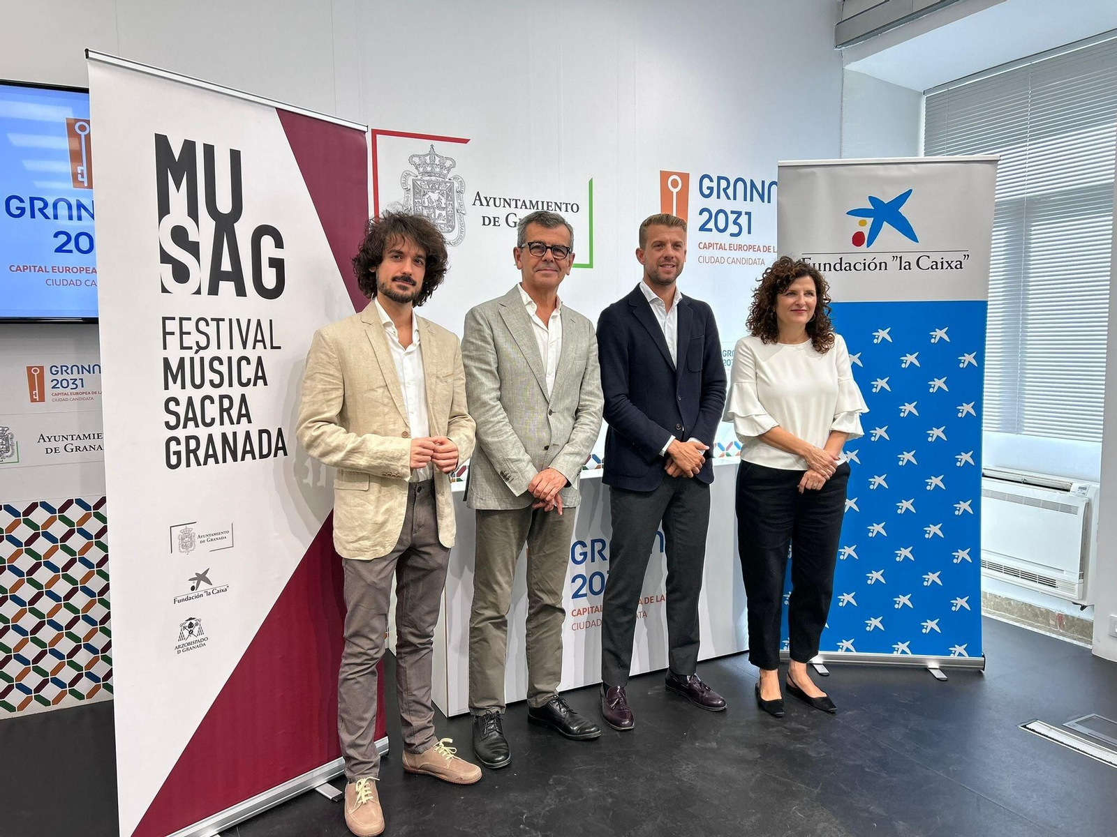 Foto de familia de la presentación del Festival Música Antigua.