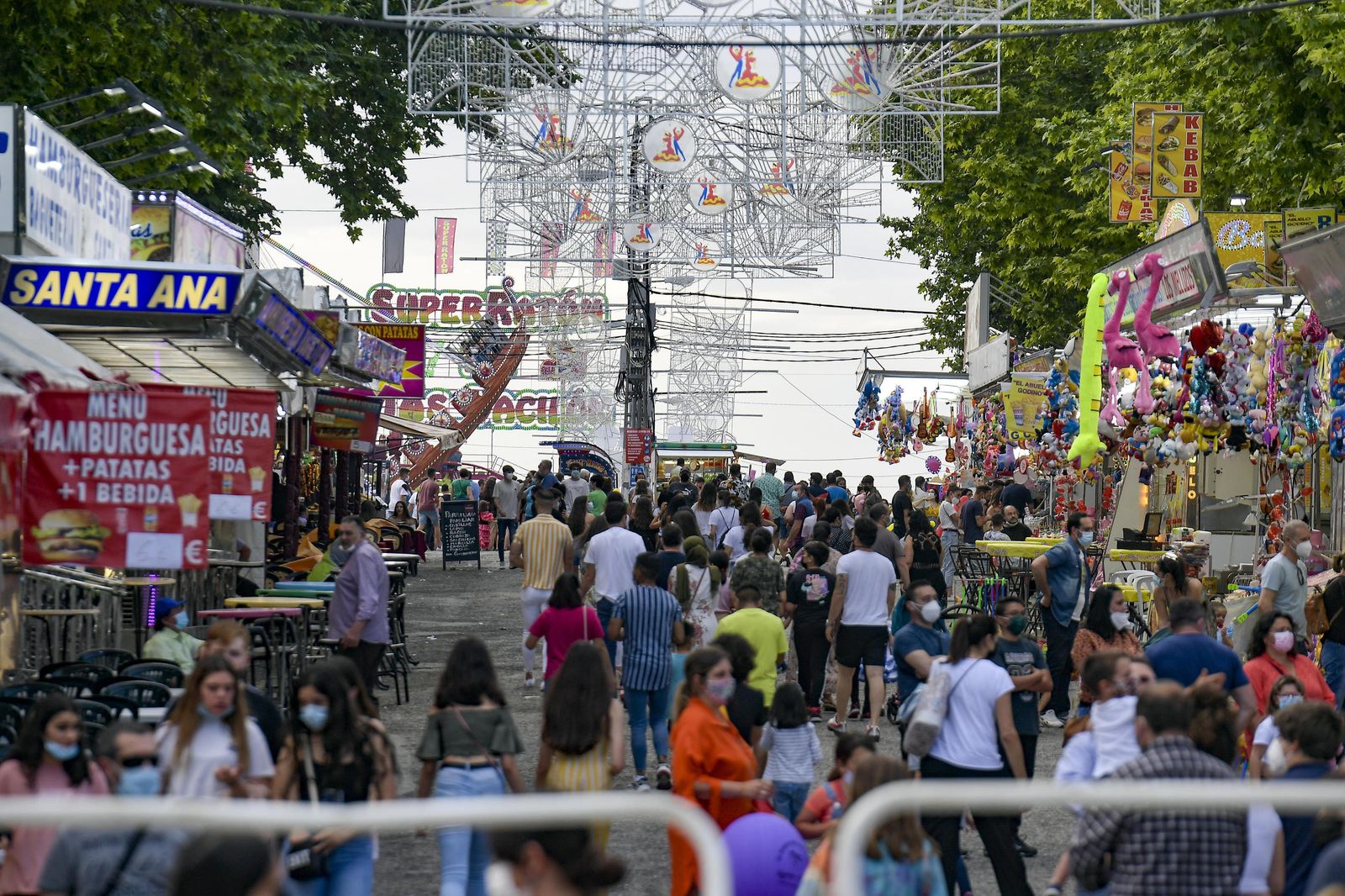 Fotos: el ferial del Corpus en la noche del viernes 4