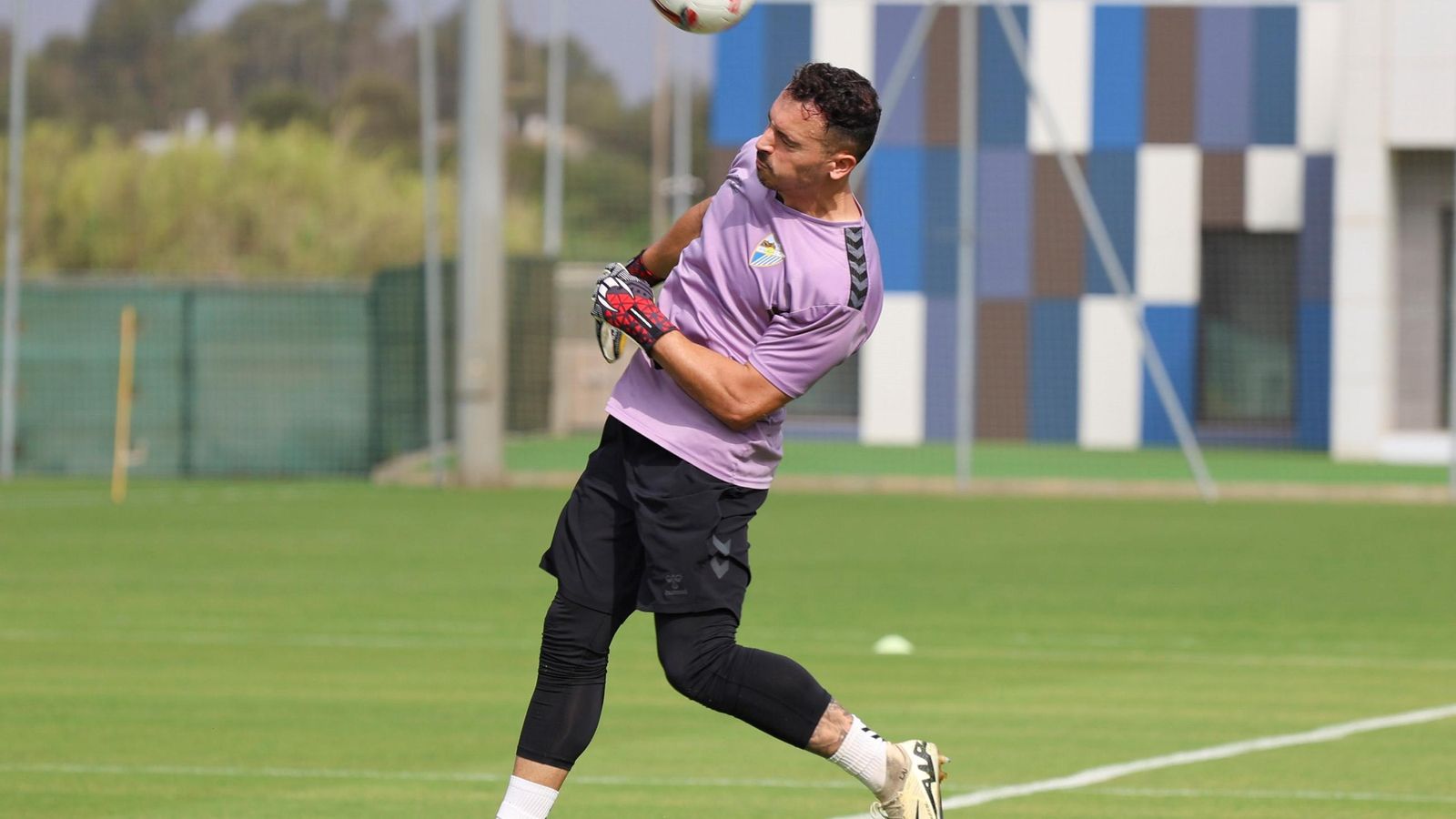 El Málaga CF prueba la Ciudad Deportiva de Arraijanal