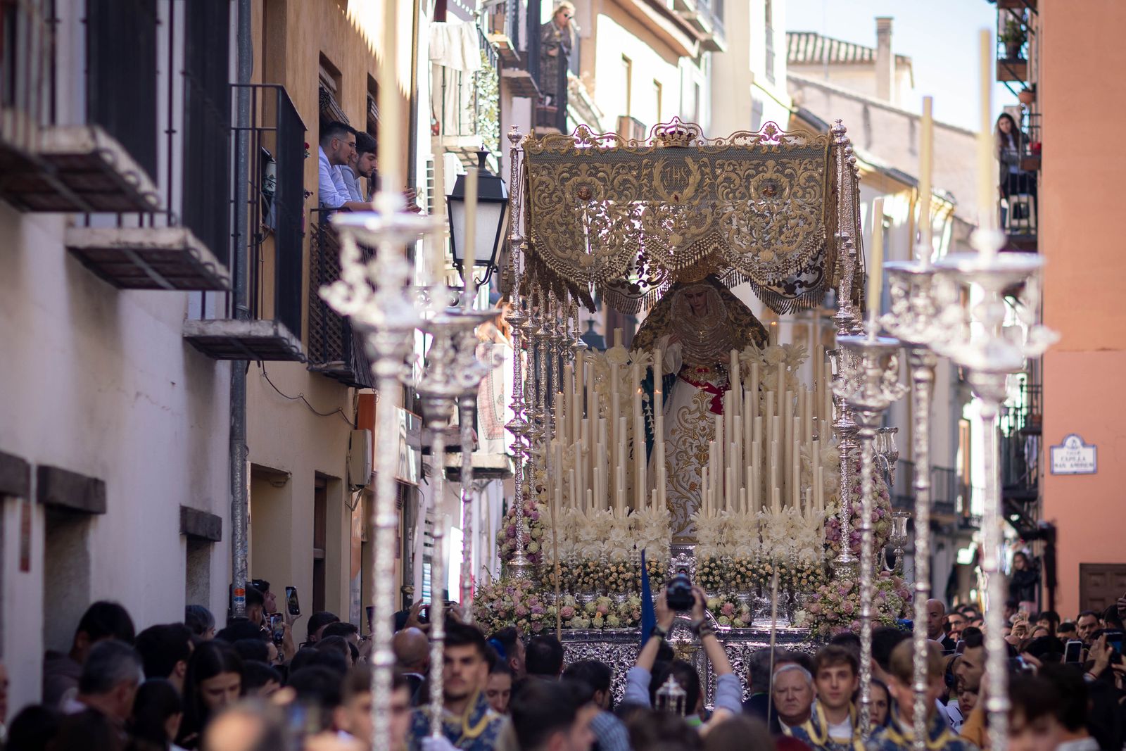 Crónica gráfica del Domingo de Ramos en Granada