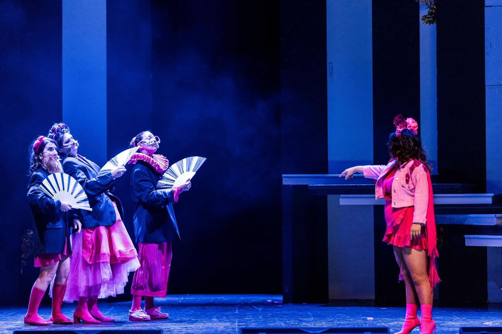 'Las asambleístas' llegan al Teatro de las Cortes de San Fernando 'Las asambleístas' llegan al Teatro de las Cortes de San Fernando