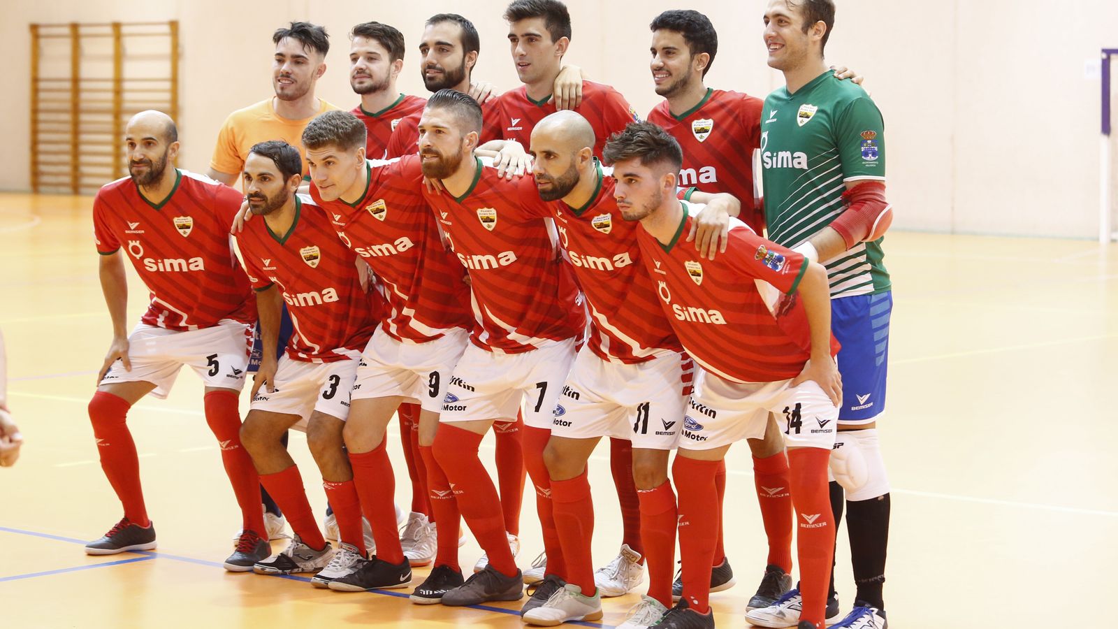 La plantilla del conjunto peligreño, dispuesta a superar la primera ronda