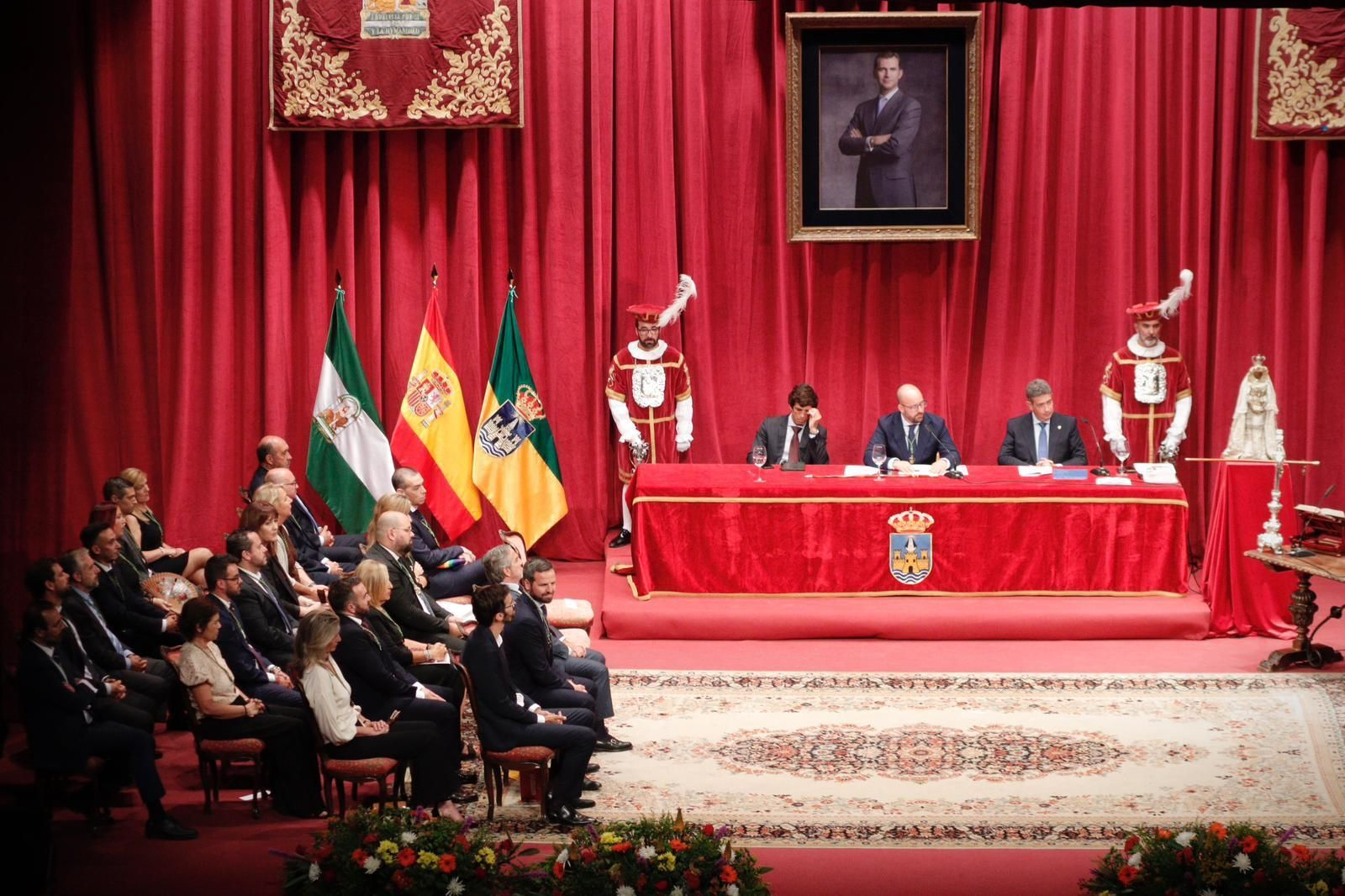 La investidura de Germán Beardo como alcalde de El Puerto, en imágenes