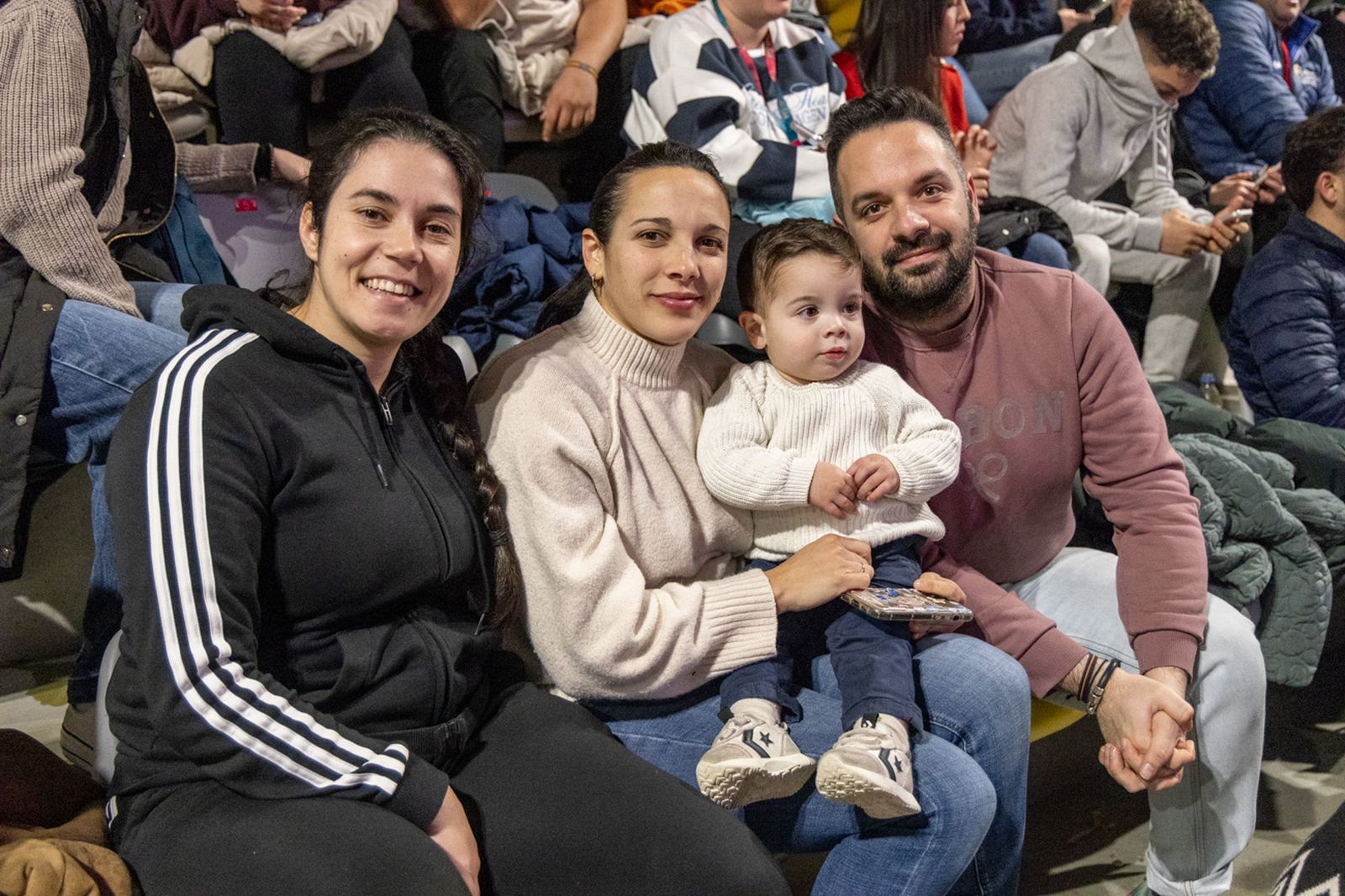 En imágenes: el Olivo Arena vibra con piruetas y motor en estado puro en el Soloflow Freestyle (1)
