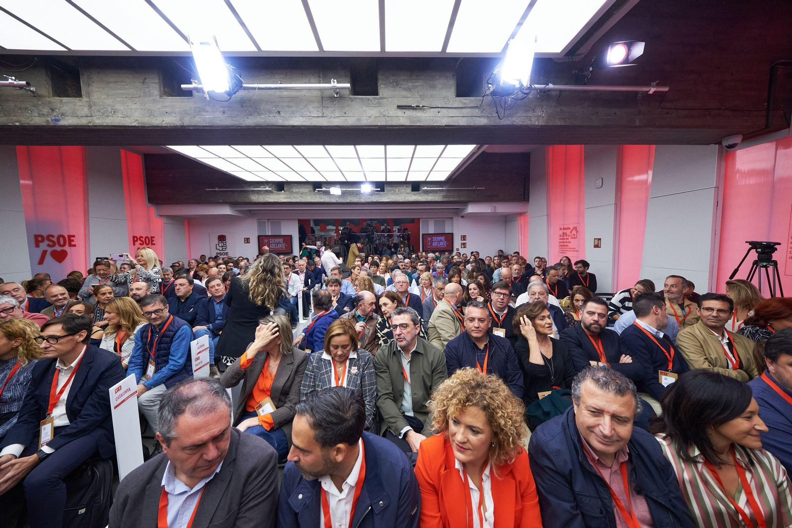 El comité federal de este sábado, en primera fila, Juan Espadas y los secretarios provinciales andaluces.