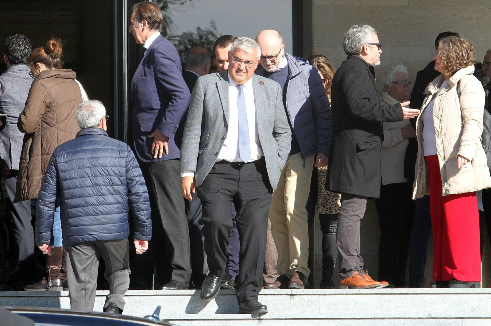 Condolencias a la familia García Palacios durante la mañana en el tanatorio, en imágenes