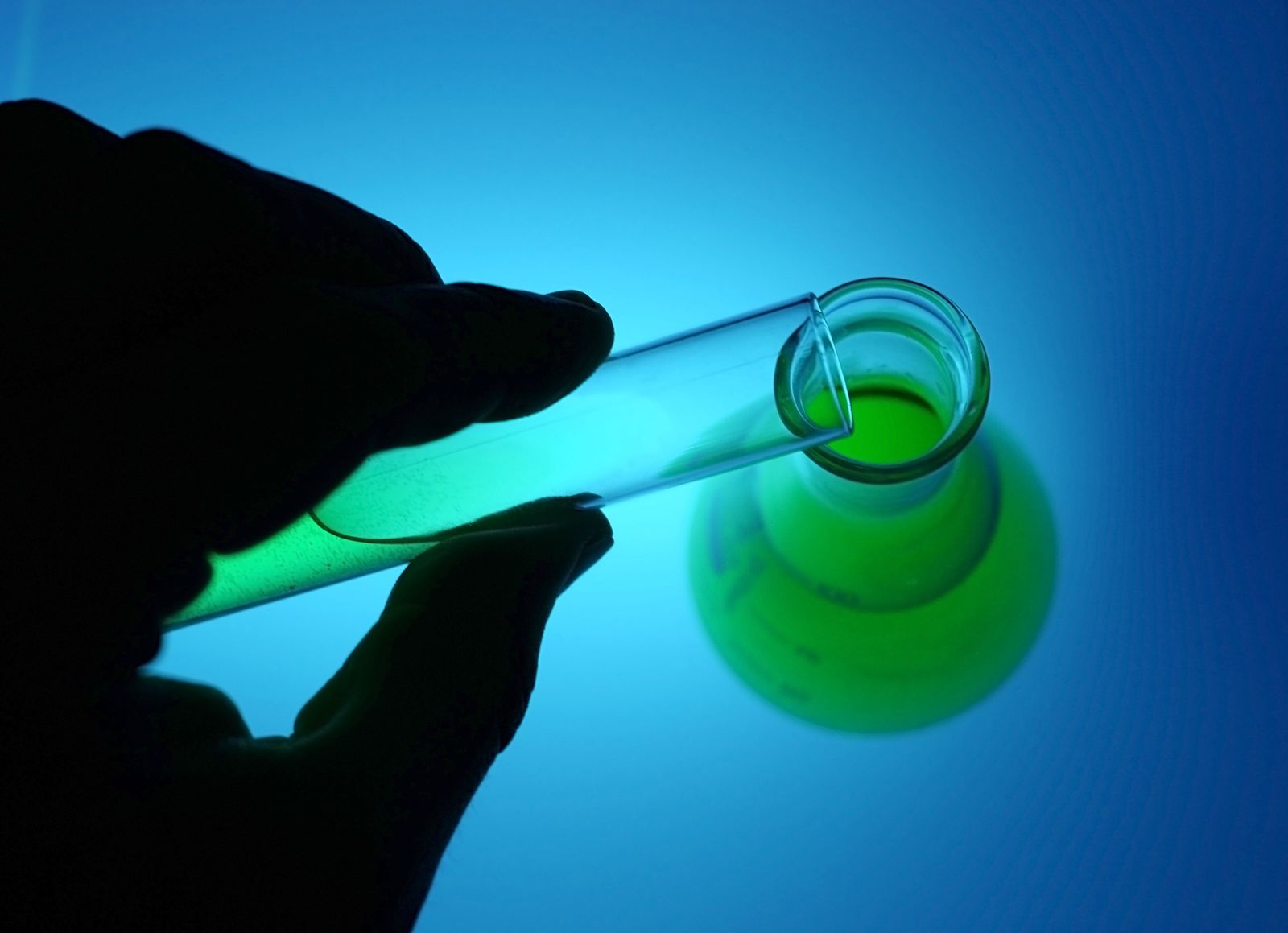 la US se sitúa en tercera posición a nivel nacional en ingresos totales de I+D+i.