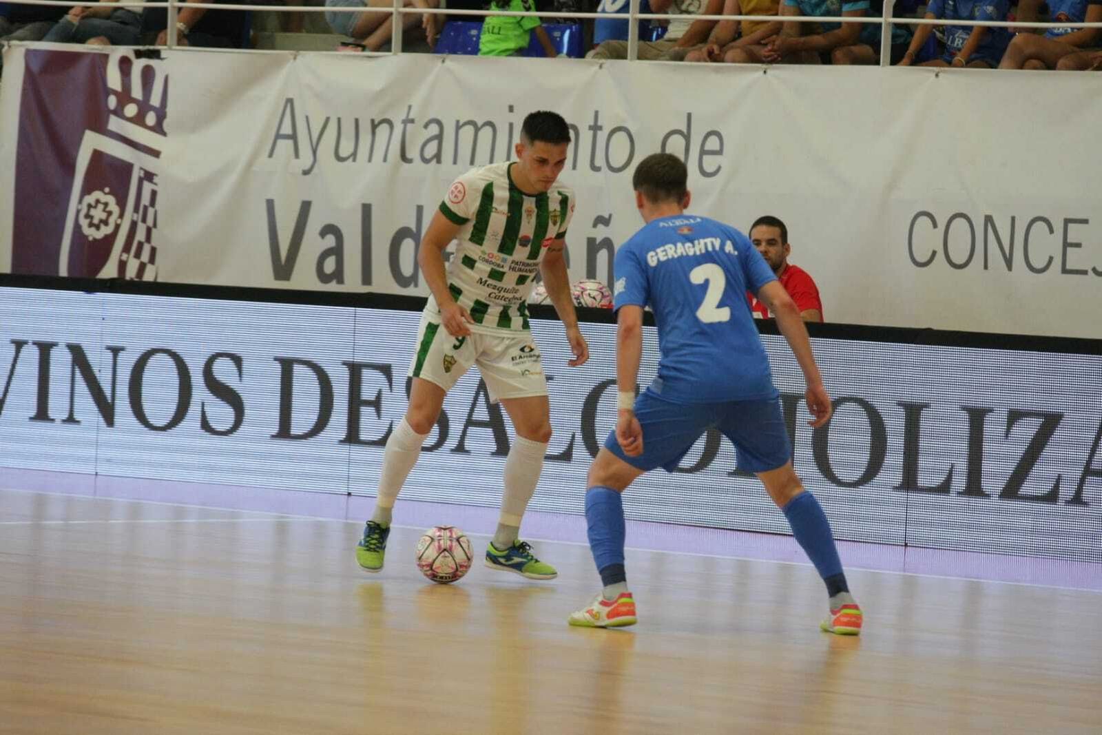 La derrota del Córdoba Futsal ante el Viña Albali Valdepeñas, en imágenes