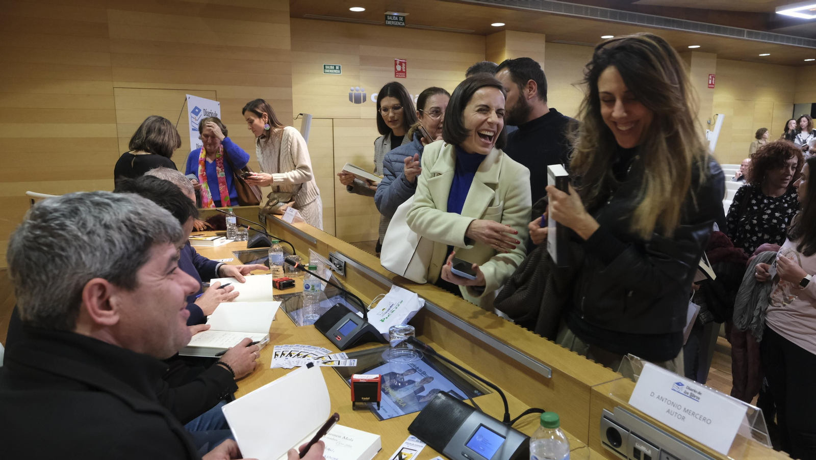 Imágenes de Diario de los Libros con Carmen Mola