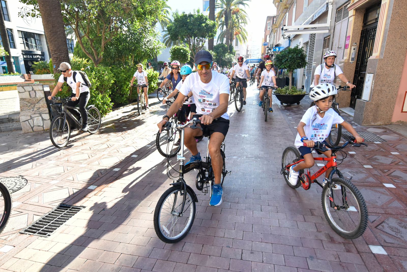 Las fotos del Día de la Bicicleta en La Línea