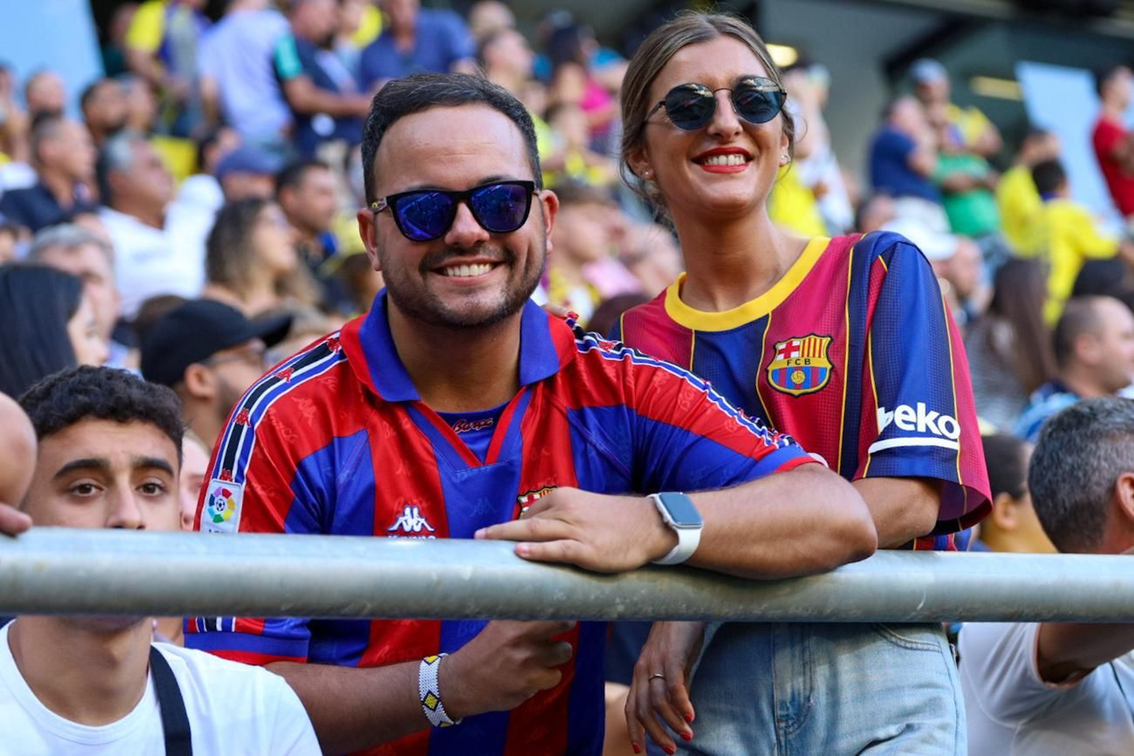 Búscate en el partido Cádiz-Barcelona