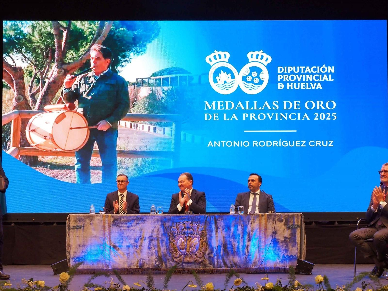 Las mejores fotografías de la entrega de las Medallas de Oro de la Provincia 2025