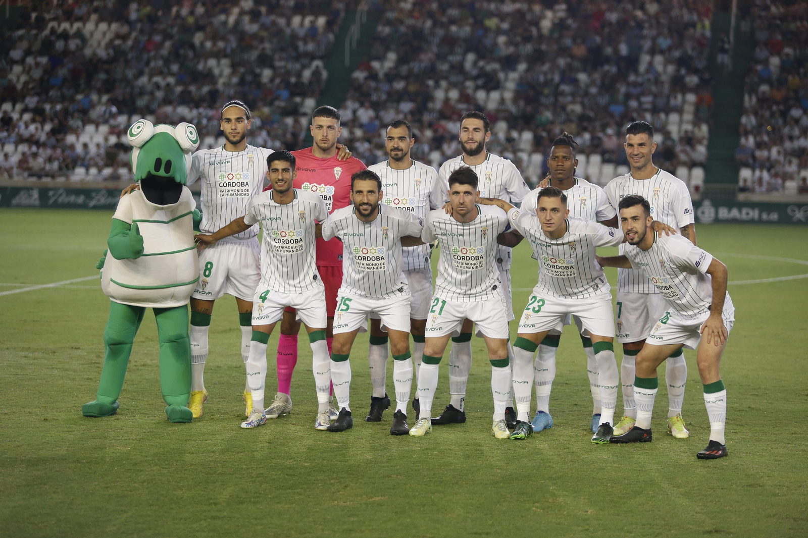 Las imágenes de la victoria del Córdoba CF ante el Rayo Majadahonda en El Arcángel