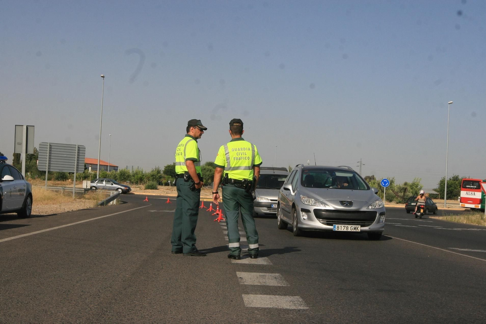 Control de la Guardia Civil de Tráfico en una de las salidas de Córdoba.