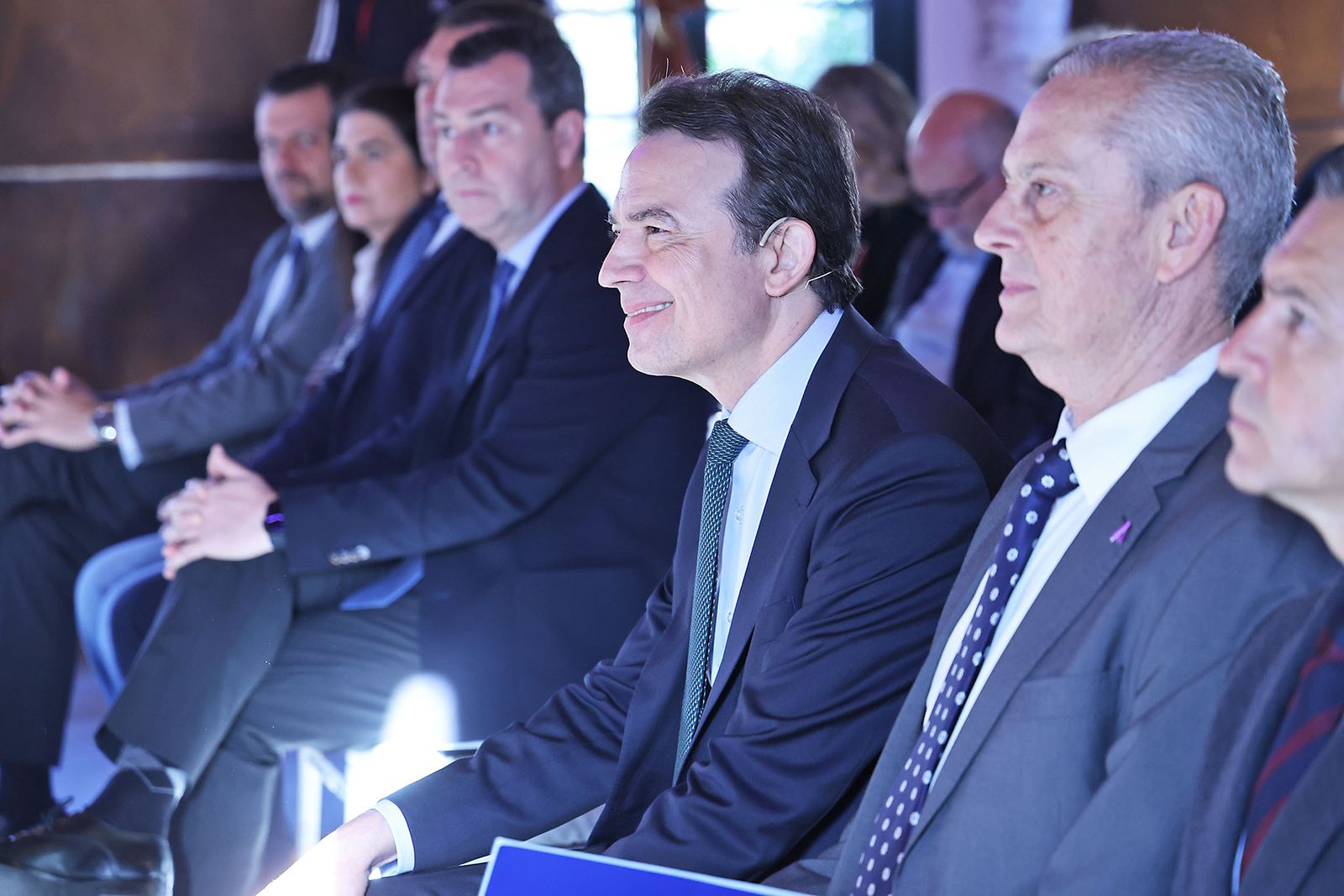 Fotografías del Foro Gerardo Rojas con la intervención de Arturo Gonzalo Aizpiri Consejero Delegado de Enagás