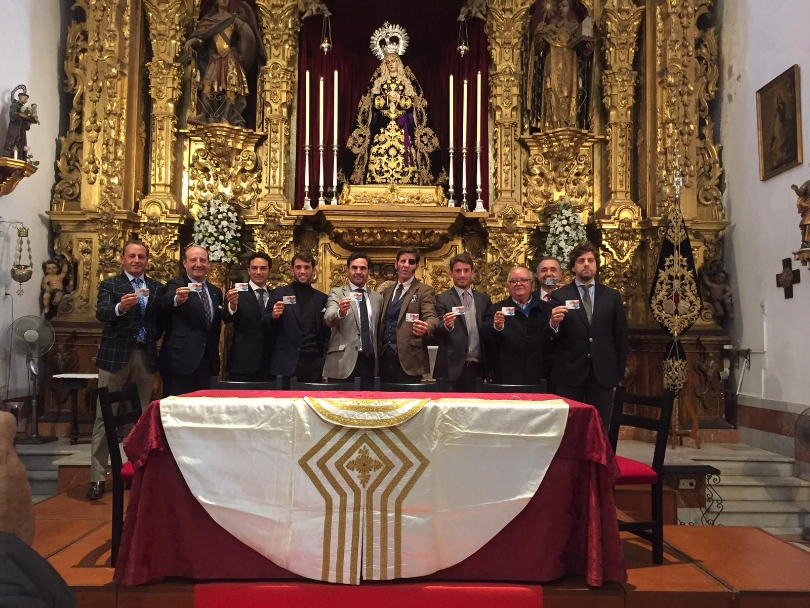 ‘Con la Venia’ Tertulia Cofrade estuvo con los toreros y las hermandades.